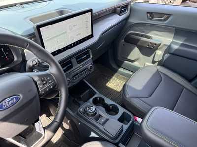 2025 Ford Maverick, $41798. Photo 7