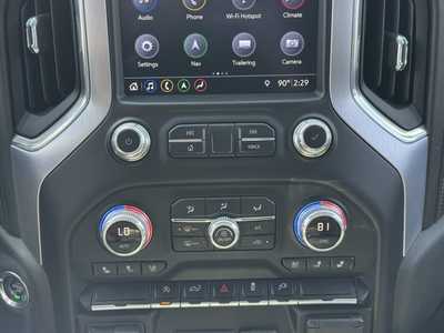 2019 GMC 1500 Crew Cab, $31998. Photo 5