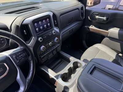 2019 GMC 1500 Crew Cab, $31998. Photo 7