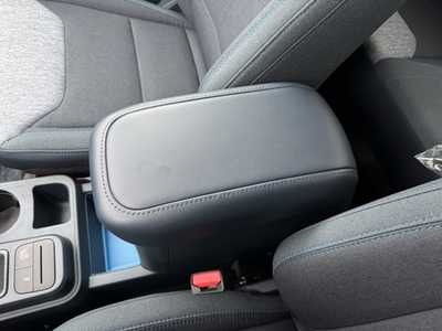 2025 Ford Maverick, $33373. Photo 10
