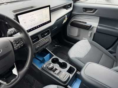2025 Ford Maverick, $33373. Photo 7