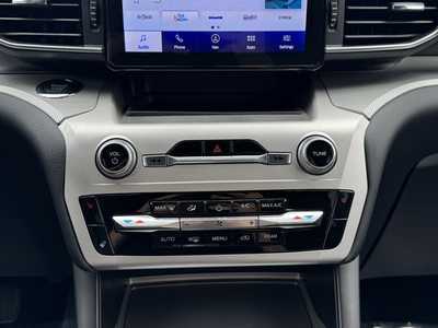 2022 Ford Explorer, $35499. Photo 5