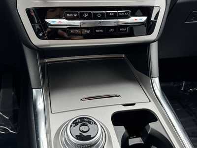 2022 Ford Explorer, $35499. Photo 6