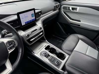 2022 Ford Explorer, $35499. Photo 8