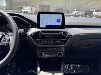 2022 Ford Escape, $24799. Photo 2