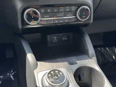 2022 Ford Escape, $24799. Photo 6