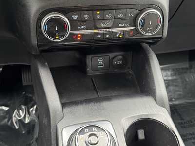 2022 Ford Escape, $24499. Photo 6