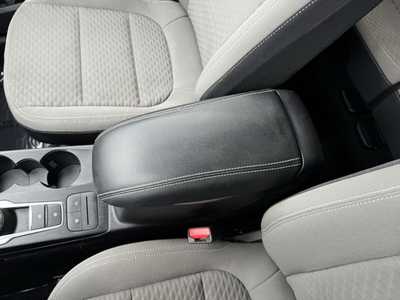 2022 Ford Escape, $24499. Photo 9