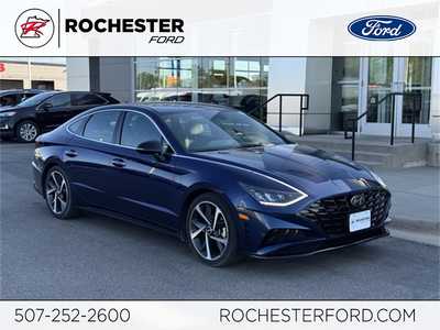 2021 Hyundai Sonata, $19299. Photo 1