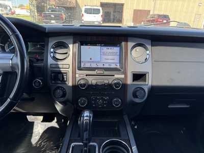 2017 Ford Expedition, $19499. Photo 2