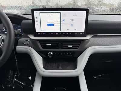 2025 Ford Explorer, $52692. Photo 2