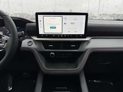 2025 Ford Explorer, $44340. Photo 2