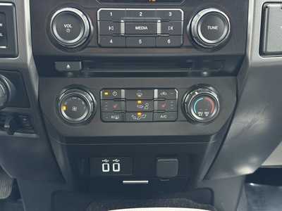 2016 Ford F150 Crew Cab, $21799. Photo 8