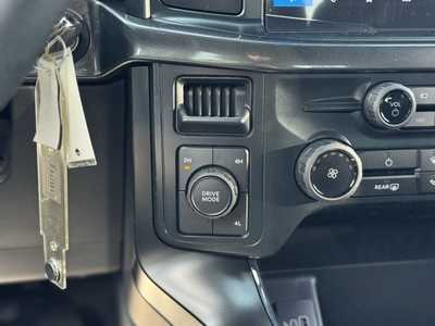 2025 Ford F150 Crew Cab, $45722. Photo 5