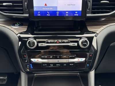 2021 Ford Explorer, $30998. Photo 5