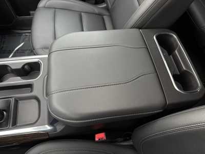 2024 GMC 1500 Crew Cab, $51599. Photo 11