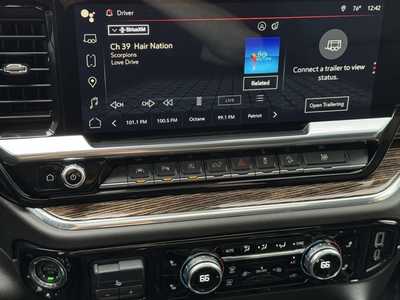 2024 GMC 1500 Crew Cab, $51599. Photo 5