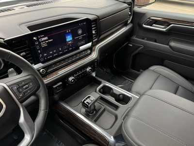 2024 GMC 1500 Crew Cab, $51599. Photo 8