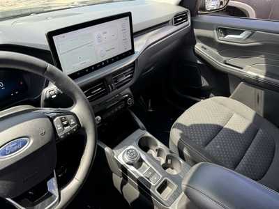 2023 Ford Escape, $25998. Photo 7