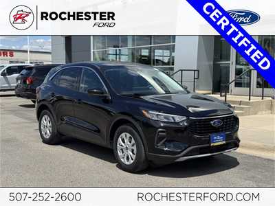 2023 Ford Escape, $25998. Photo 1