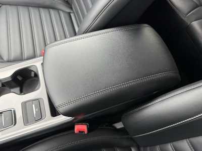 2023 Ford Edge, $25799. Photo 10