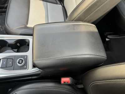 2023 Ford Explorer, $36199. Photo 11