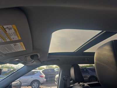 2023 Ford Explorer, $36998. Photo 2