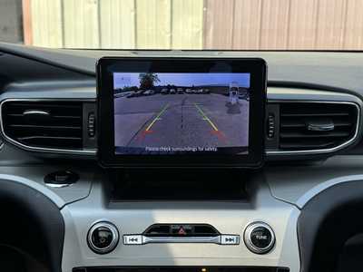 2023 Ford Explorer, $36199. Photo 4