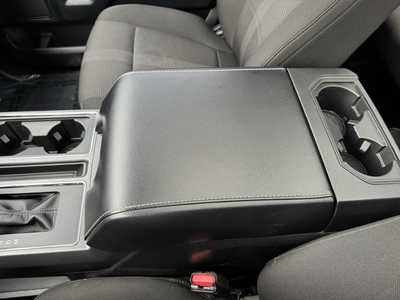 2017 Ford F150 Crew Cab, $25998. Photo 12