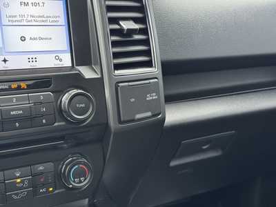 2017 Ford F150 Crew Cab, $25998. Photo 7