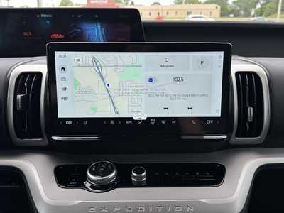 2025 Ford Expedition, $72150. Photo 3
