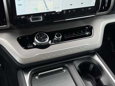 2025 Ford Expedition, $72150. Photo 5