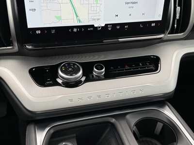 2025 Ford Expedition, $71005. Photo 5