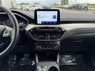 2020 Ford Escape, $19499. Photo 2