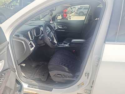 2014 Chevrolet Equinox, $6499. Photo 3