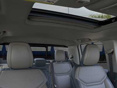 2025 Ford Maverick, $38231. Photo 12