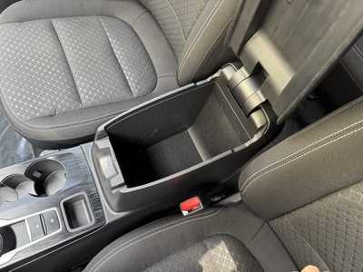 2023 Ford Escape, $25699. Photo 12