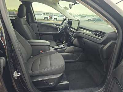 2023 Ford Escape, $25998. Photo 2