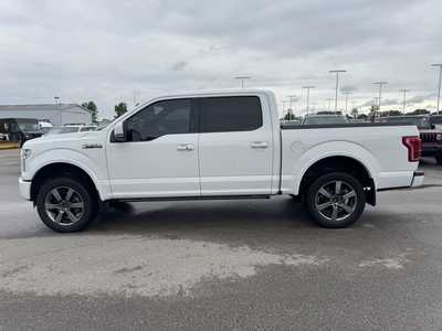 2016 Ford F150 Crew Cab, $30491. Photo 4