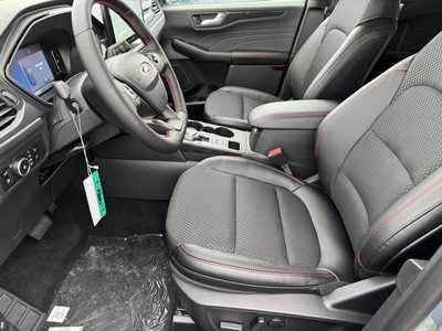 2025 Ford Escape, $33861. Photo 6