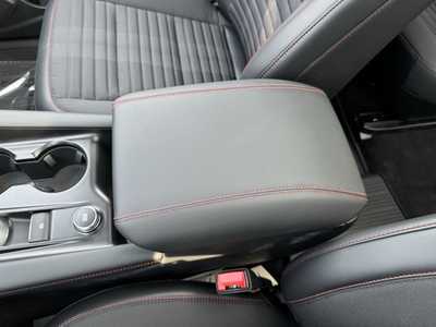 2025 Ford Explorer, $48565. Photo 11