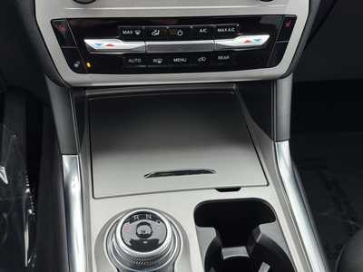 2022 Ford Explorer, $31799. Photo 6