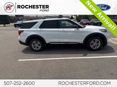 2022 Ford Explorer, $32499. Photo 1
