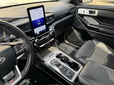 2022 Ford Explorer, $39998. Photo 8