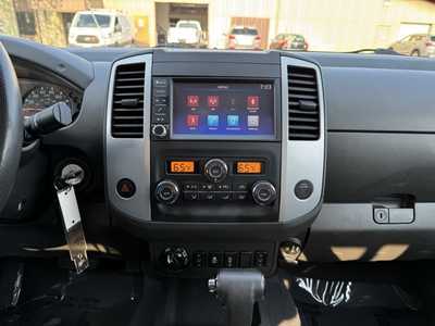 2019 Nissan Frontier, $21998. Photo 2