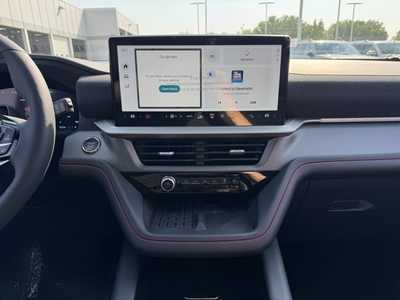2025 Ford Explorer, $48538. Photo 2