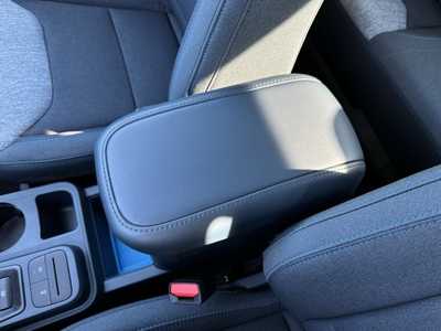 2025 Ford Maverick, $34251. Photo 10