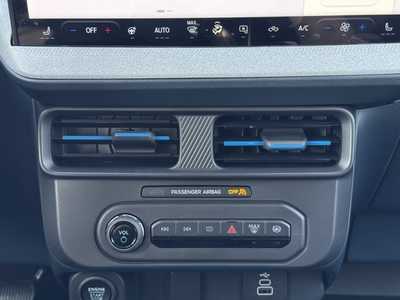2025 Ford Maverick, $34251. Photo 5