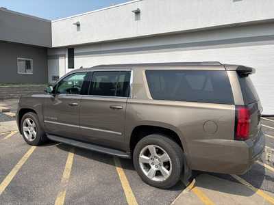 2016 Chevrolet Suburban, $10998. Photo 3