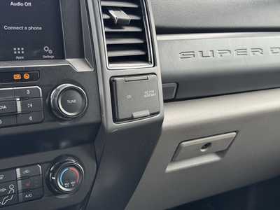 2019 Ford F350 Crew Cab, $39998. Photo 7